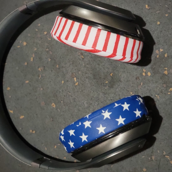 Great Condition Beats By Dre Wireless Studio Headphones.